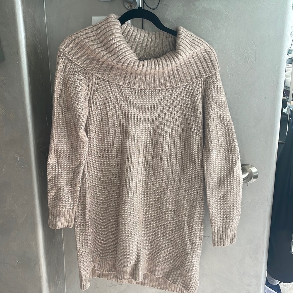 NWT White House Black Market Womens Tunic Sweater